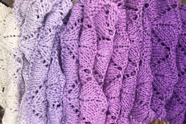 Triangles Lace Scarf [Knitting Pattern] - At Yarn's Length